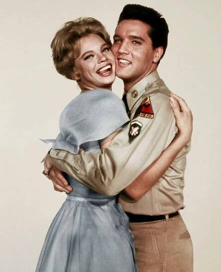 Súbor:Juliet Prowse-Elvis Presley in G.I. Blues.jpg