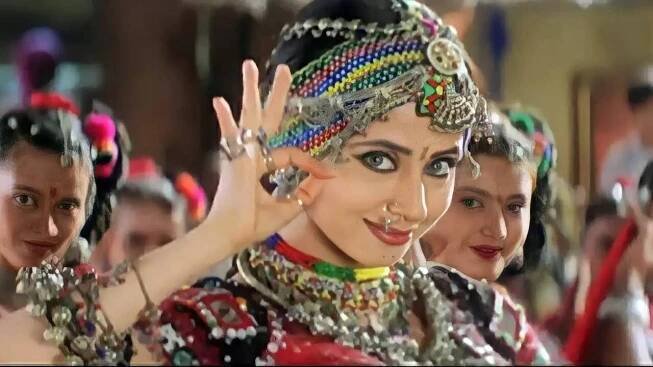 Iconic dance numbers that launched careers overnight