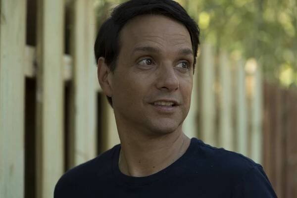 Cobra Kai - Série 2 - Slitování, 2. část - Z filmu - Ralph Macchio
