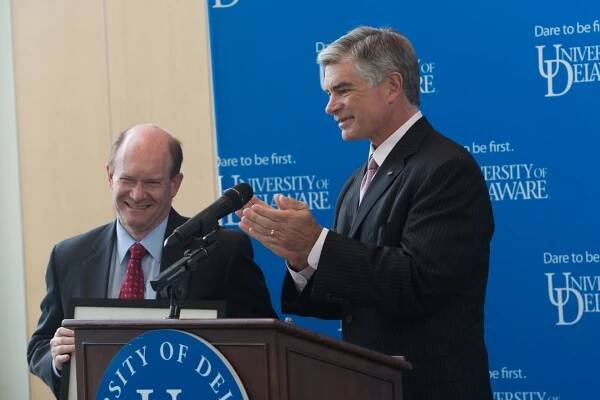 Chris Coons - The Science Coalition