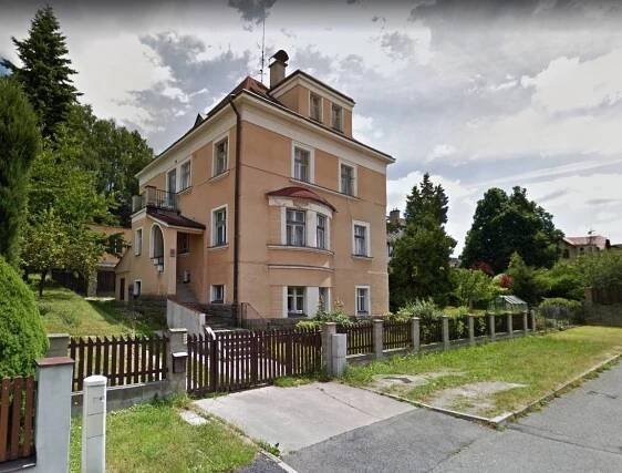 A3012 - Samostatně stojící vila se 3 byty a velkou zahradou, obec Jablonec nad Nisou - SNÍŽENÍ CENY !!! | Veřejné dražby