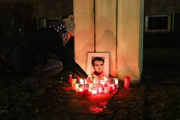 OBRAZEM: Lidé si připomněli smrt Jana Palacha i v Karviné