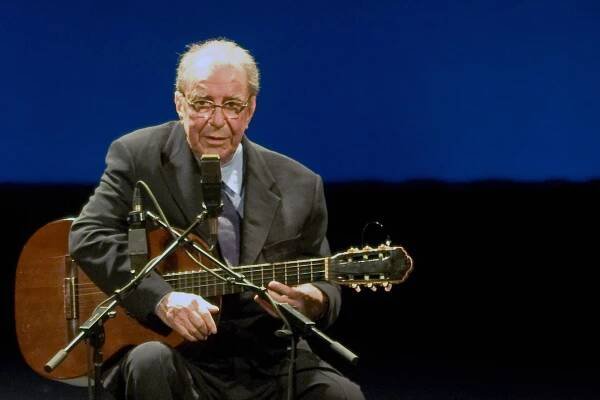 João Gilberto, an Architect of Bossa Nova, Is Dead at 88