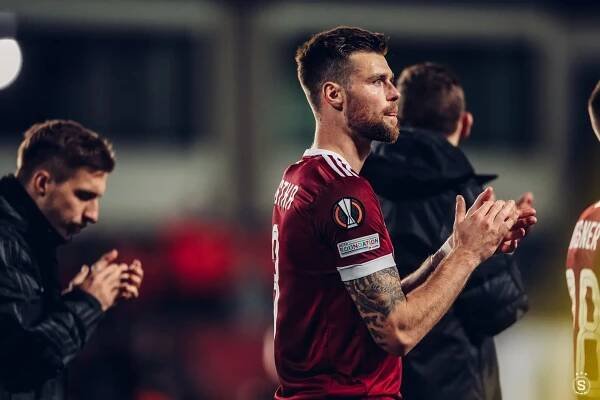 Statečný boj s Lyonem body nepřinesl | sparta.cz
