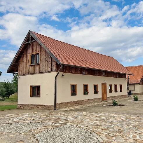 Pobyt nedaleko Valtic se snídaní a privátním wellness - Obrázek 2