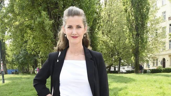 Drsný rozchod Jany Bernáškové: Takhle s krásnou herečkou vyběhl expartner