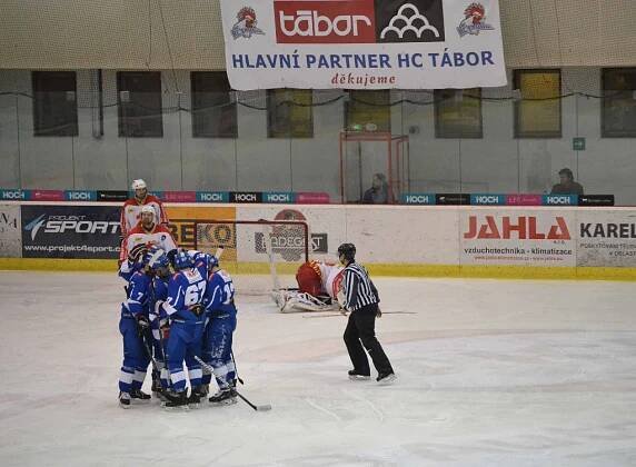 3. čtvrtfinálový zápas HC Tábor vs. SKLH Žďár nad Sázavou 3:2 - 2. část | HCTábor.com oficiální stránky hokejového klubu