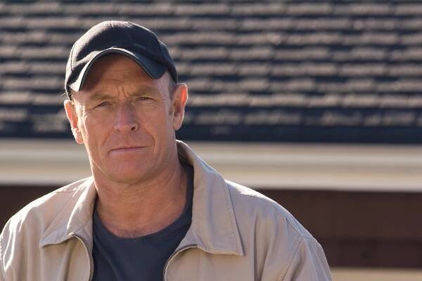 Agentura Jasno - Pilot - Z filmu - Corbin Bernsen