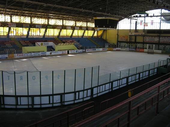 Zimní stadion - CPA Delfín - Sluzebnik.cz - informace nejen o službách