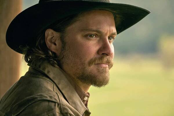 Luke Grimes to Reprise Kayce Dutton in New 'Yellowstone' Spinoff