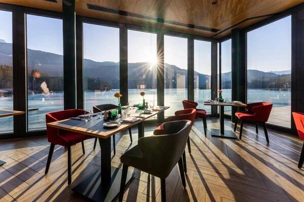Restaurace, Eibsee Hotel in Grainau