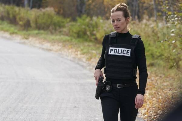 Cardinal - Helen - Z filmu - Karine Vanasse