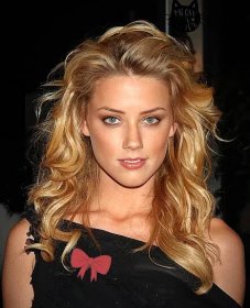 Amber Heard: Všestranná herečka a obhájkyně
