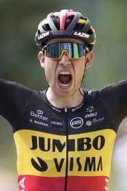 Jedenáctou etapu Tour ovládl Belgičan van Aert, žlutý dres udržel Pogačar