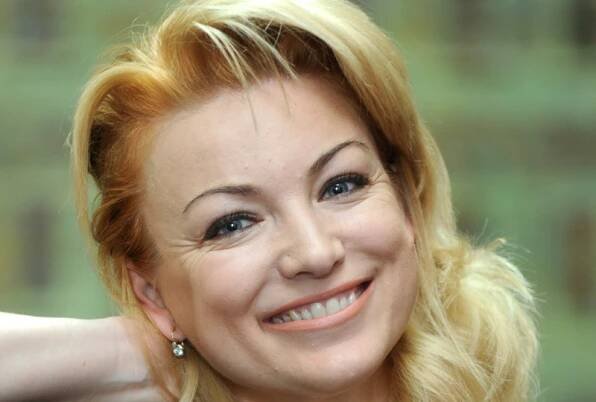 Eva Vejmělková.