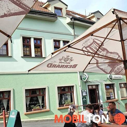 Restaurace Ouplav - Nároží 1419 - restaurace v nároží 1419