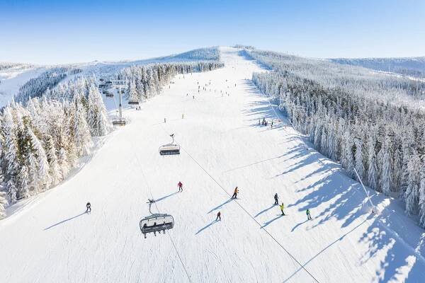 Zimná sezóna prichádza, plánovanie lyžovačky môže začať - Tatry Mountain Resorts,a.s.