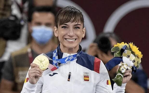 Kata ženy: Sandra Sanchez se stala první olympijskou vítězkou v historii karate - #TEAMATTFIS