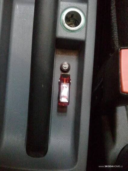 USB nabijeni ve Fabii 2 - Škoda Fabia - ŠKODA Forum - SKODAHOME.cz