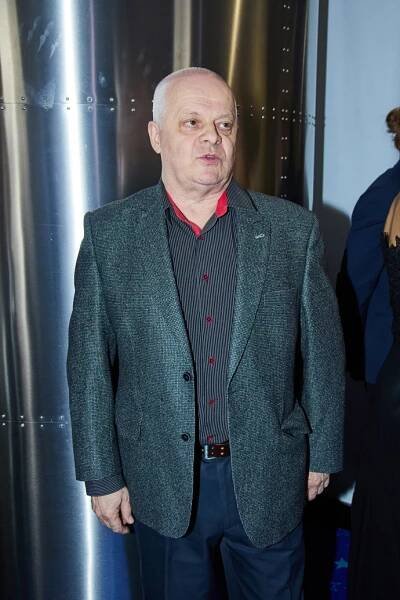 FOTO: Bohumil Klepl prozradil koho ve filmu Matka v trapu hrál. – stránka 4