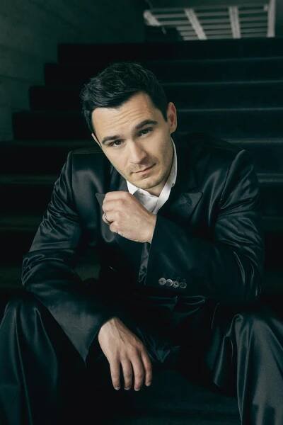 The White Lotus star Julian Kostov interview