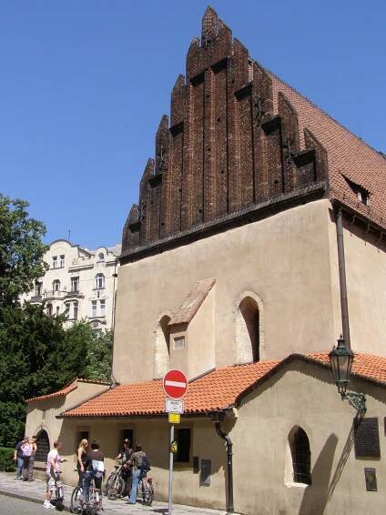 Soubor:Praha, Josefov, Staronová synagoga 01.jpg – Wikipedie
