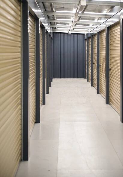 Self Storage vs. Traditional Warehousing: Which Is Right for Your Business? - The Eggs