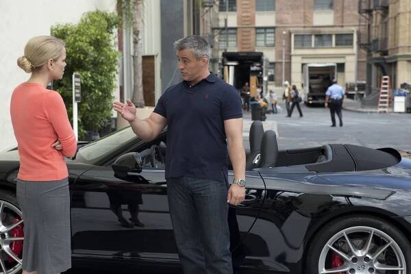 Epizody - Série 3 - Z filmu - Mircea Monroe, Matt LeBlanc