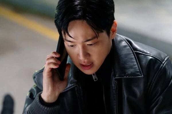 'Queen Mantis' Teases A Shocking Plot Twist