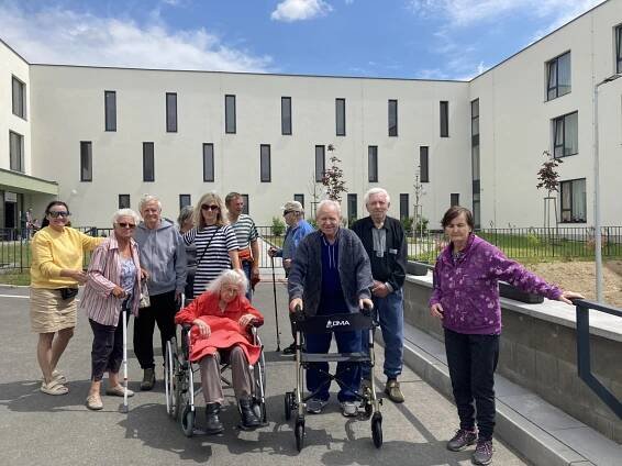 Procházka s klienty | Alzheimer Home