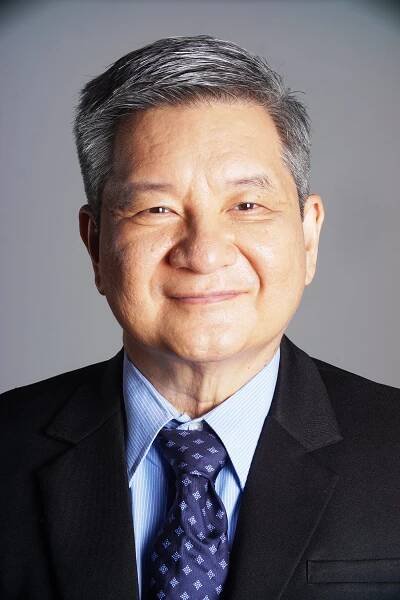Fr Roberto C Yap SJ
