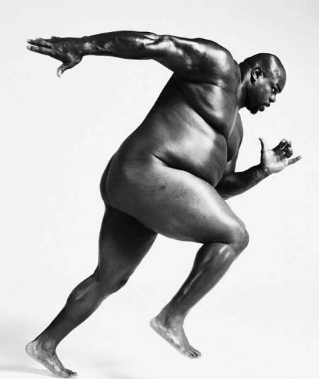Dokonalé křivky! Kochejte se pohledem na perfektní těla nahých sportovců!