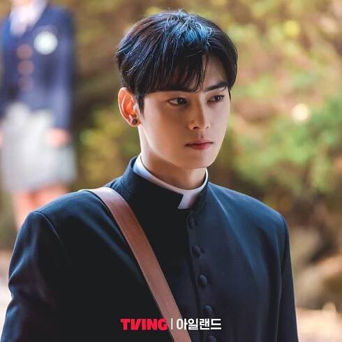 Cha Eun Woo o svojej netradičnej postave kňaza v Island a o ďalších aktivitách so skupinou ASTRO - Asianstyle