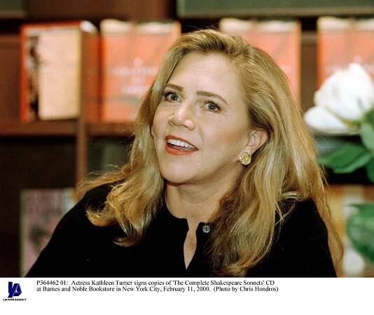 Kathleen Turner signs copies of ''The Complete Shakespeare Sonnets'' CD at Barnes and Noble Bookstore in New York City, on February 11, 2000 | Source: Getty Images