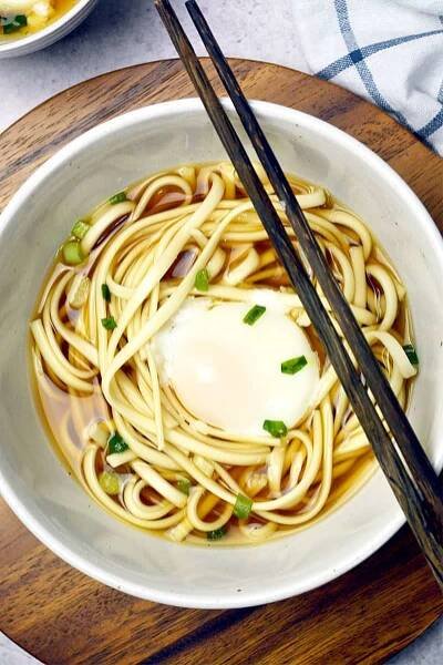 udon with onsen tamago