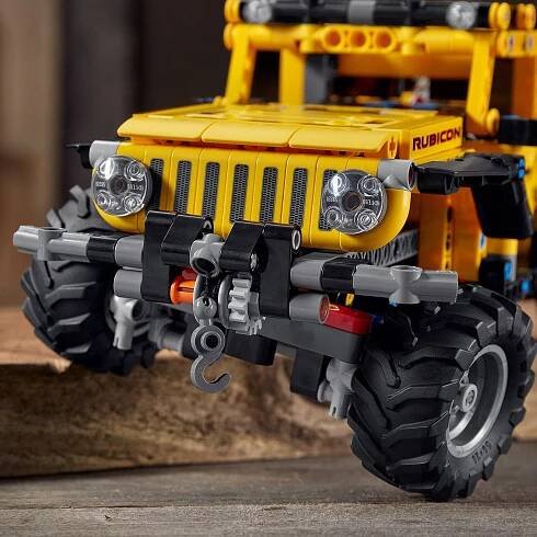 LEGO® Technic 42122 Jeep® Wrangler
