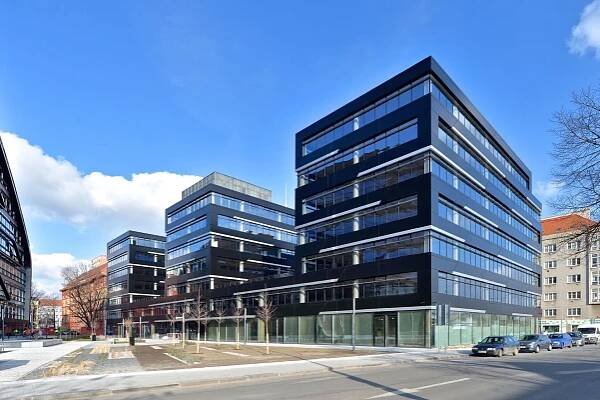 U garáží, Holešovice - Praha 7 | Pronájem, Kancelářské prostory, 438 m²