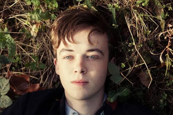 Odjezd - Z filmu - Alex Lawther