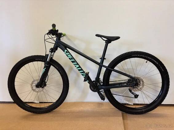 Kolo specialized 27,5 Rockhopper - Olomouc