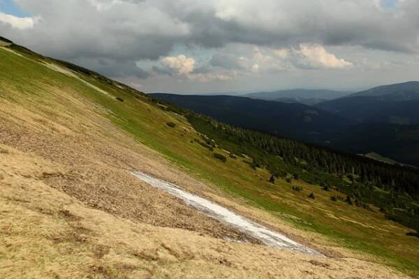 Sněhová Mapa republiky v Krkonoších má před sebou poslední dny