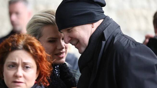 Naštvaný nevlastní syn Laufera (†84): Neví, kde má máma hrob!