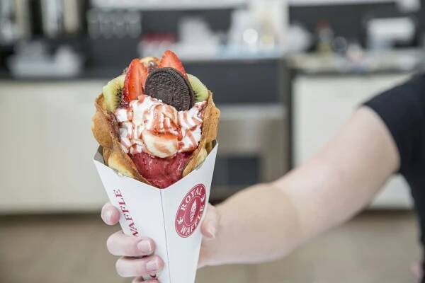 Nadupaná Royal Waffle v kornoutu