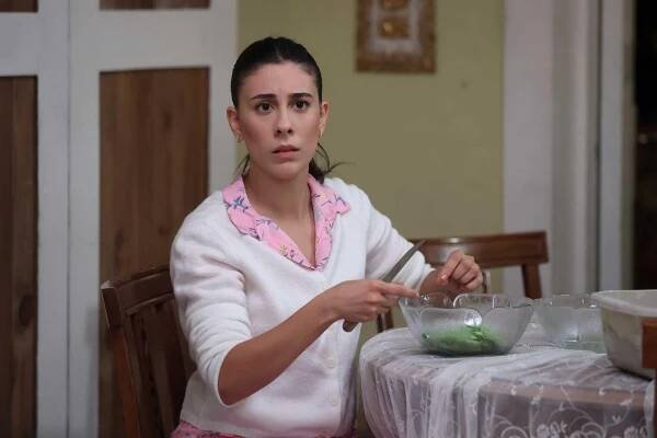 Kendi Düşen Ağlamaz - Oyun bitti mi? - Z filmu - Hivda Zizan Alp