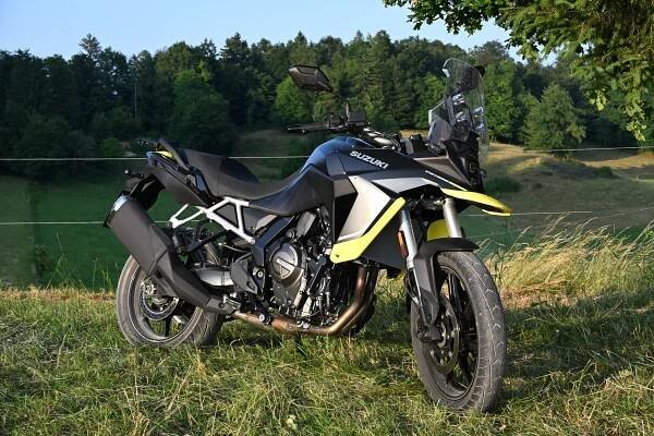 Suzuki V strom 800 detajli 4 - www.motoavantura.si