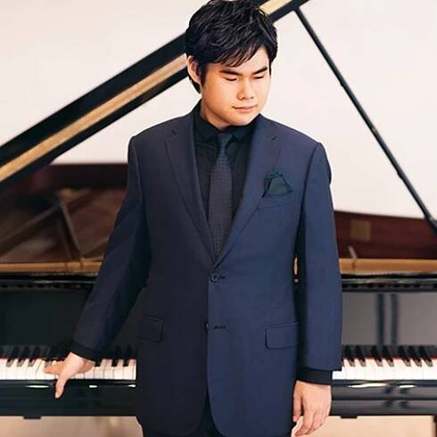 NOBUYUKI TSUJII Photo © Yuji Hori.jpg