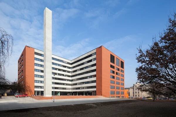 Nová budova Fakulty architektury ČVUT v Praze - Česká komora architektů