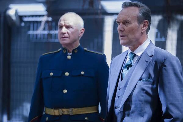 Dominion - The Flood - Z filmu - Alan Dale, Anthony Head