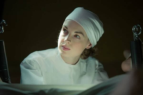 Zavolejte porodní sestřičky - Epizoda 2 - Z filmu - Jessica Raine