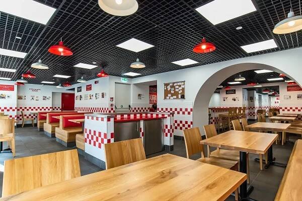 Five Guys, Milano