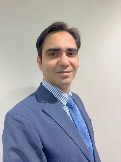 ABHINAV SHARMA, Luxury Real Estate Agent in Japan